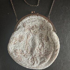 Edwarian-Victorian seed Beaded Floral White & Champagne Color Metal-chain Purse